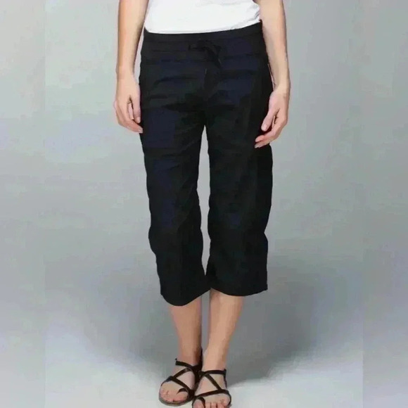 lululemon athletica Pants - Lululemon Studio Crop Black size 2